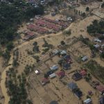 Tim SAR mengevakuasi korban banjir dan longsor di Sumatera Utara, sementara ratusan warga masih mengungsi akibat bencana. (Dok. KLH)