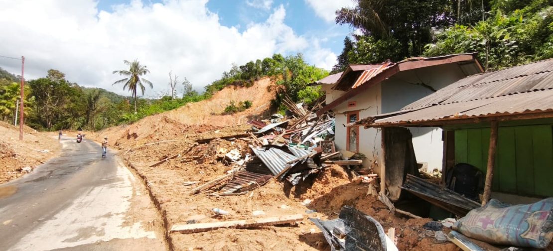 Menteri Sekretaris Negara Prasetyo Hadi menjelaskan, hal ini diputuskan dalam Rapat Terbatas, yang dipimpin Presiden melalui virtual bersama kementerian/lembaga dan Satuan Tugas Penertiban Kawasan Hutan (PKH), Senin (19/1/2026).