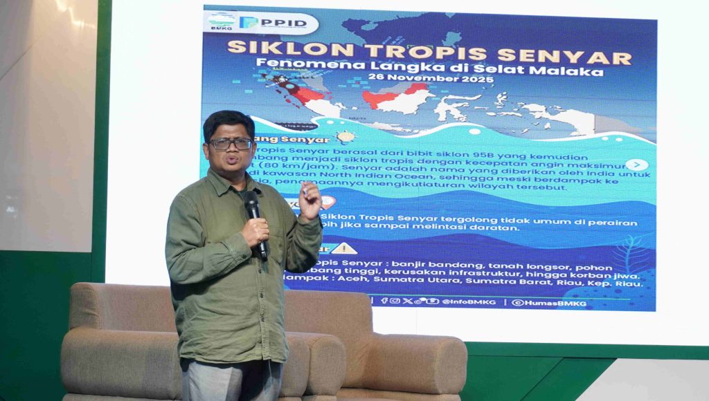 Berdasarkan data pemerintah daerah, kerugian akibat bencana tersebut mencapai sekitar Rp20 triliun, sementara dana yang dibutuhkan untuk pemulihan diperkirakan mencapai Rp30 triliun.