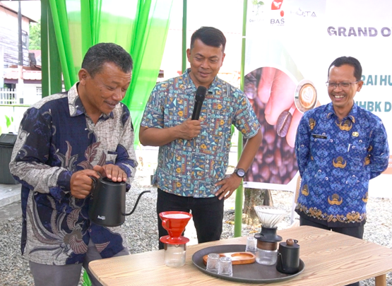 Praktisi kopi Wahid Harahap