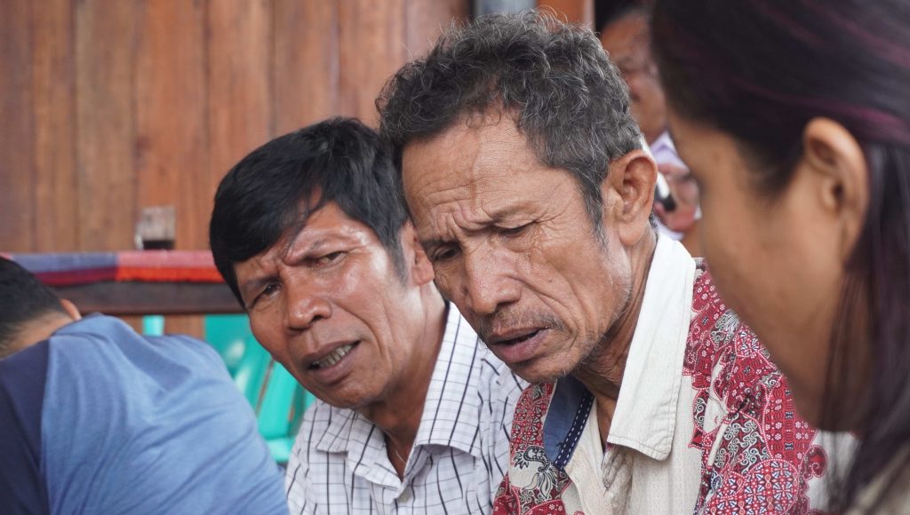 Warga MHA Simardangiang berdiskusi merumuskan arah pengelolaan wilayah adat demi masa depan yang lebih berkelanjutan