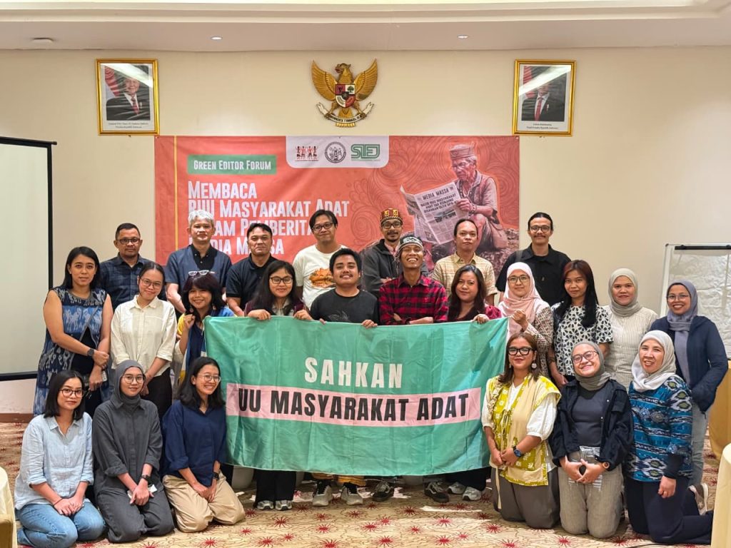 Peserta Green Editor Forum mengikuti diskusi mengenai representasi masyarakat adat dalam pemberitaan media serta pentingnya menghadirkan suara masyarakat adat dalam pembahasan RUU Masyarakat Adat. (Foto: Dok. SIEJ)