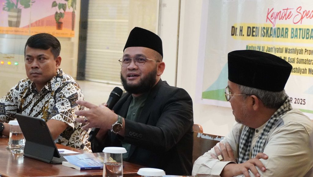 Ketua Pimpinan Wilayah Al Jam’iyatul Washliyah Sumatera Utara, Dedi Iskandar Batubara saat membuka sekaligus menjadi keynote speaker mengapresiasi kegiatan ini dan menyatakan bahwa sangat penting untuk menghidupkan ruang-ruang saintifik dalam organisasi Islam di antaranya dalam menghadapi isu global mengenai transisi energi.